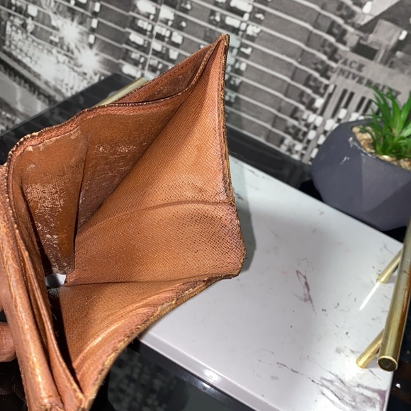 Authentic Louis Vuitton Monogram Marco Wallet - Picture 8 of 11